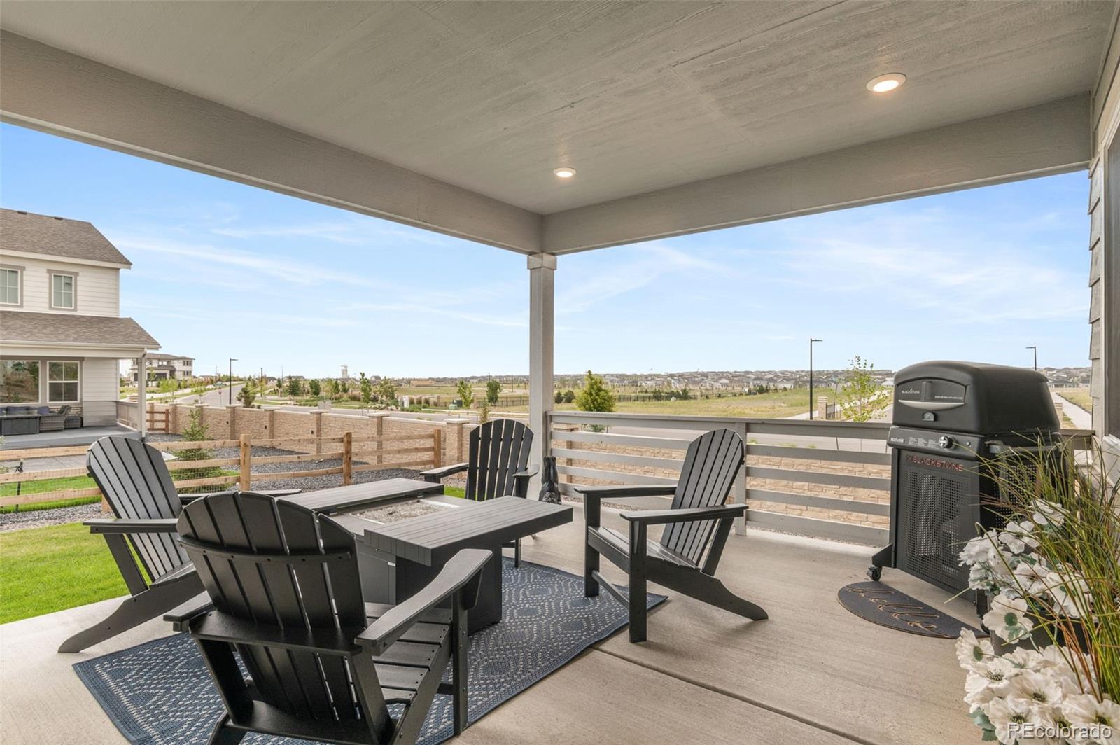 Aurora, Colorado, 80019, United States, 4 Bedrooms Bedrooms, ,2 BathroomsBathrooms,Residential,For Sale,1912379