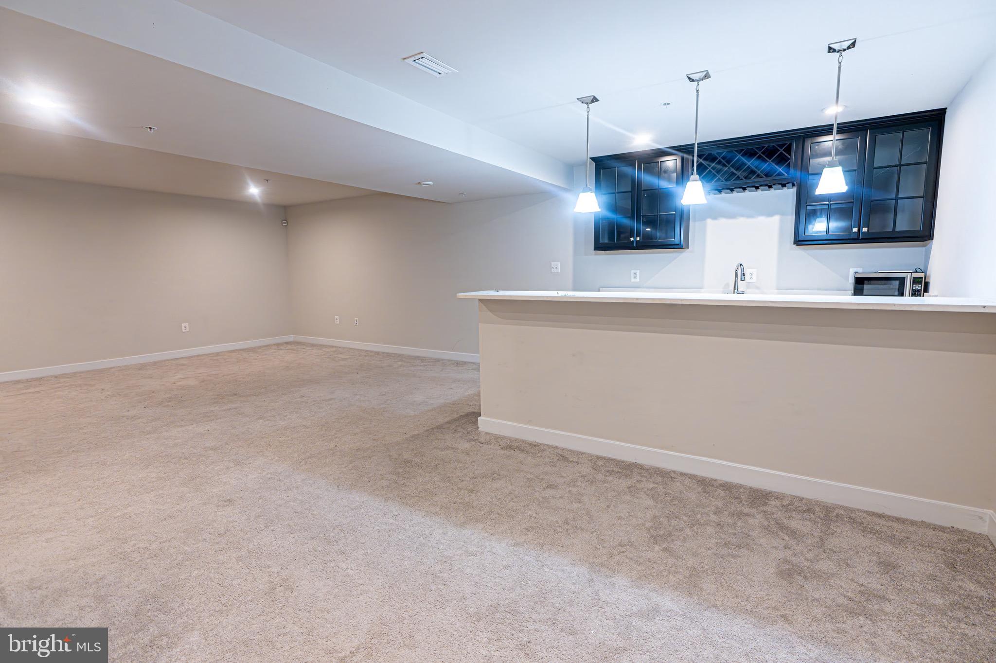 Accokeek, Maryland, 20607, United States, 6 Bedrooms Bedrooms, ,4 BathroomsBathrooms,Residential,For Sale,1888659