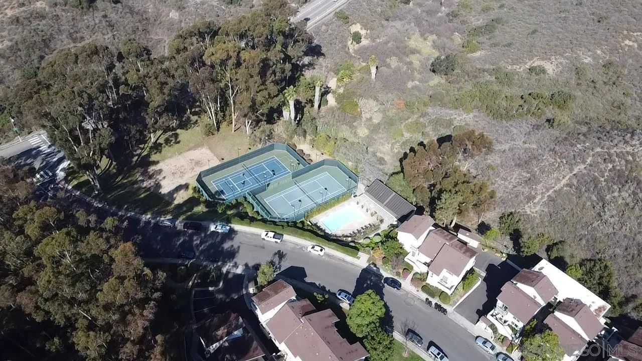 San Diego, California, 92111, United States, 2 Bedrooms Bedrooms, ,3 BathroomsBathrooms,Residential,For Sale,2003271