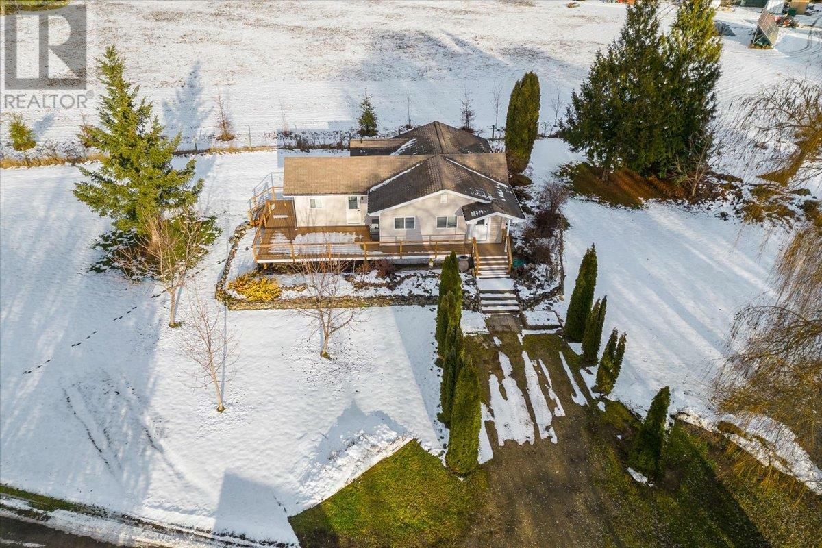 SICAMOUS, British Columbia, V0E 2V4, CA, 2 Bedrooms Bedrooms, ,2 BathroomsBathrooms,Residential,For Sale,1836920