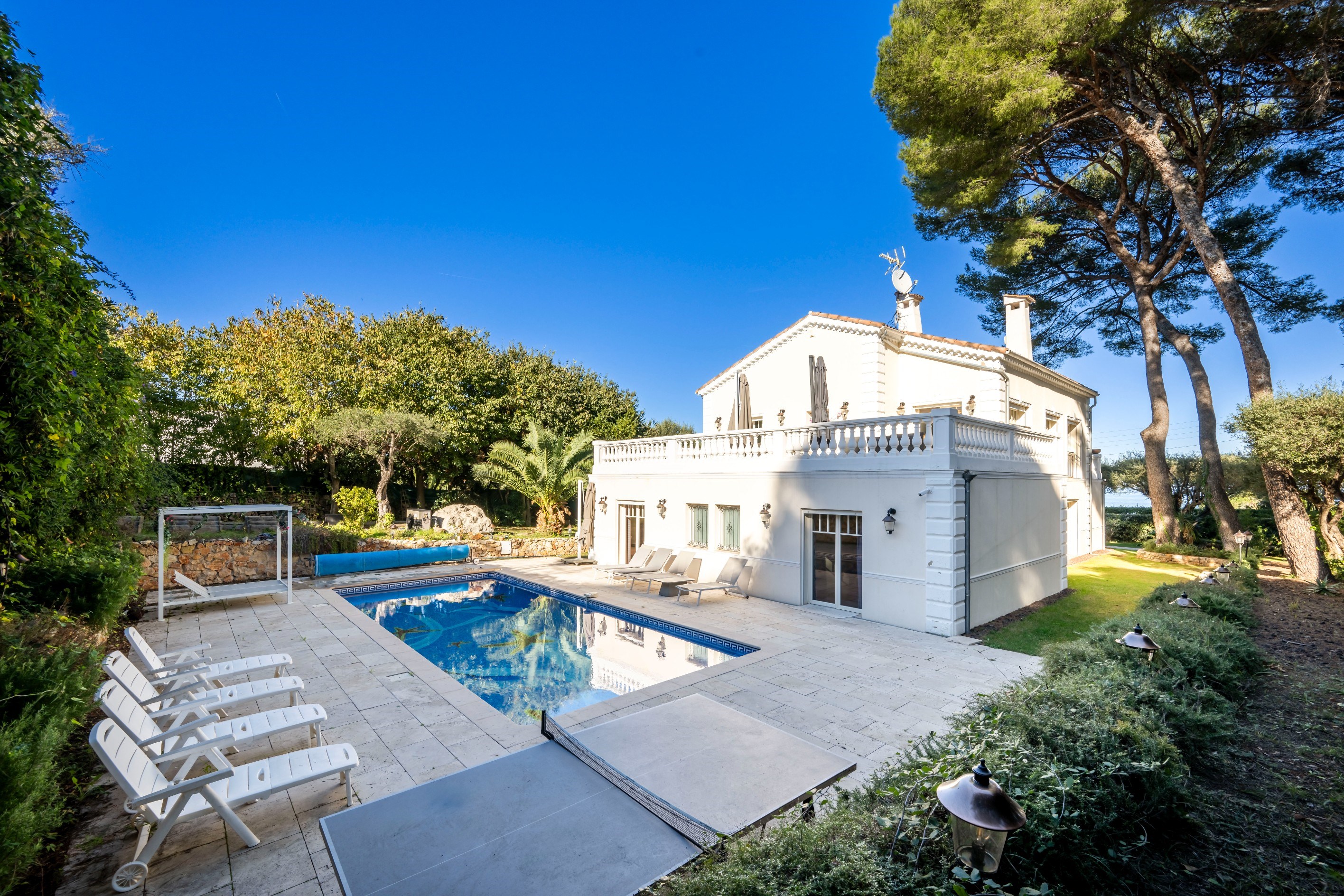  Cap d’Antibes: luxury villa renovated near plage de la Garoupe - 物件實景