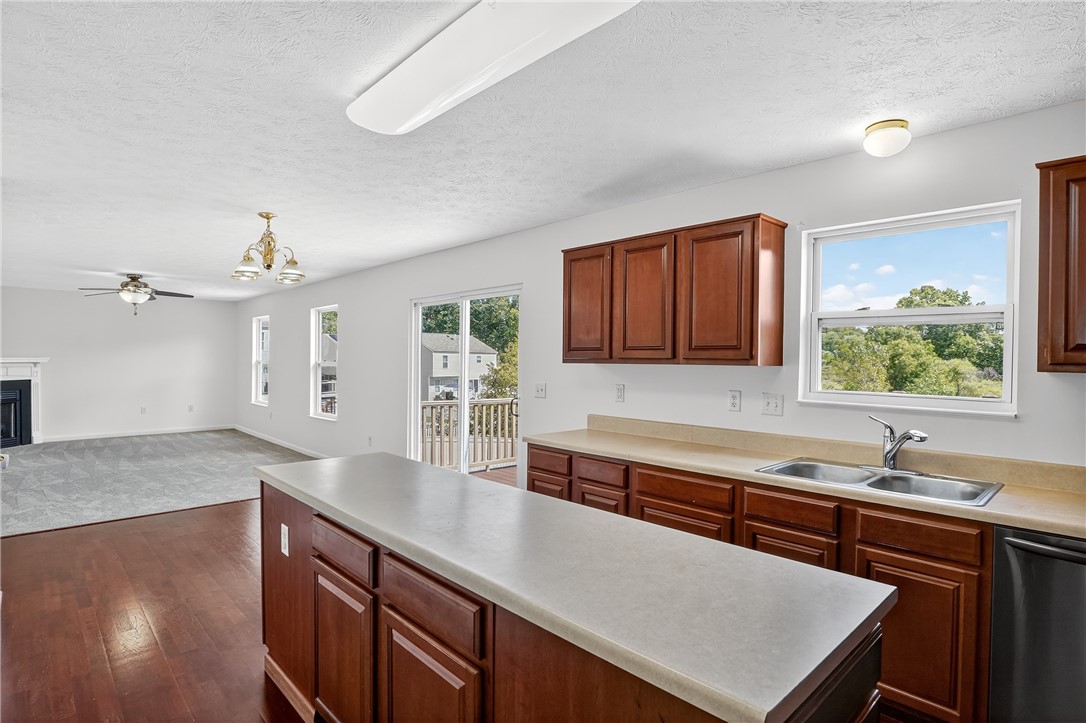 Richland, Pennsylvania, 15044, United States, 4 Bedrooms Bedrooms, ,4 BathroomsBathrooms,Residential,For Sale,1932266