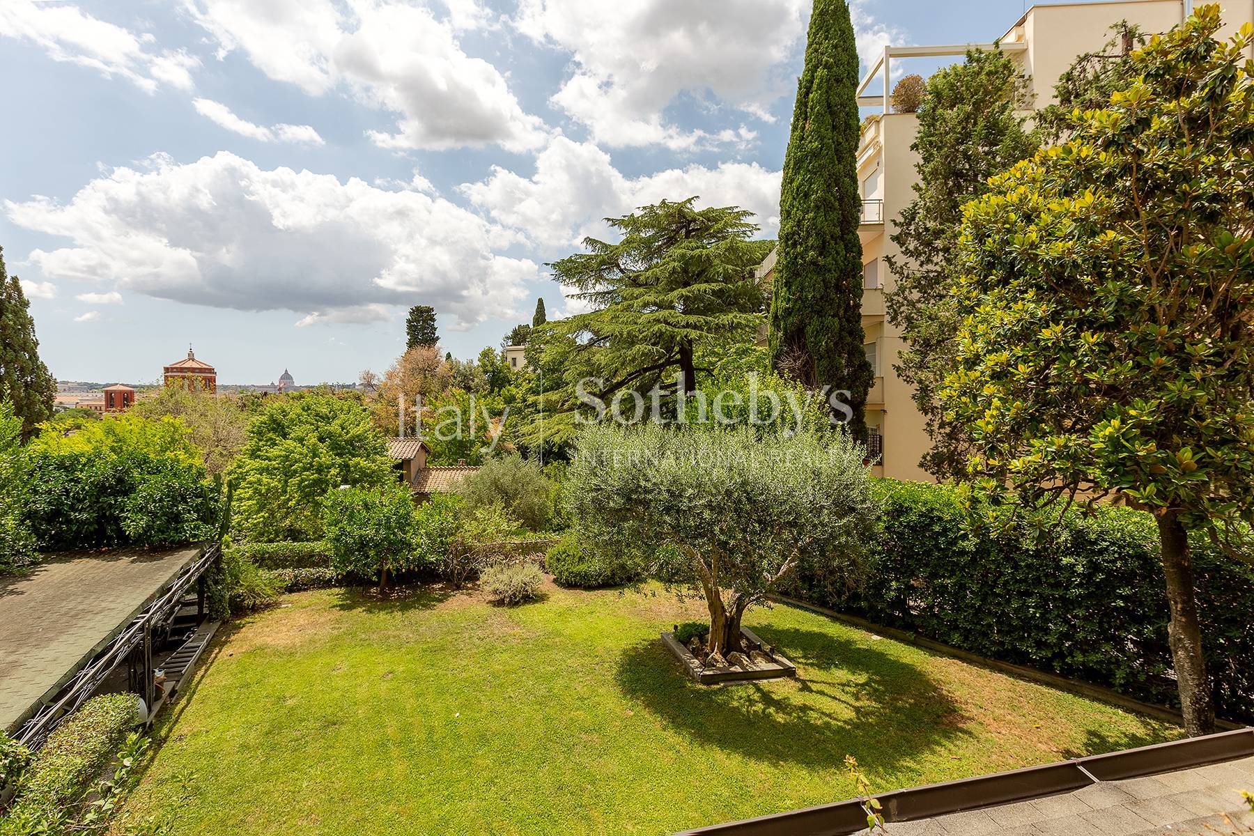  Elegant Apartment with garden and terrace in Parioli neighborhood - 物件實景