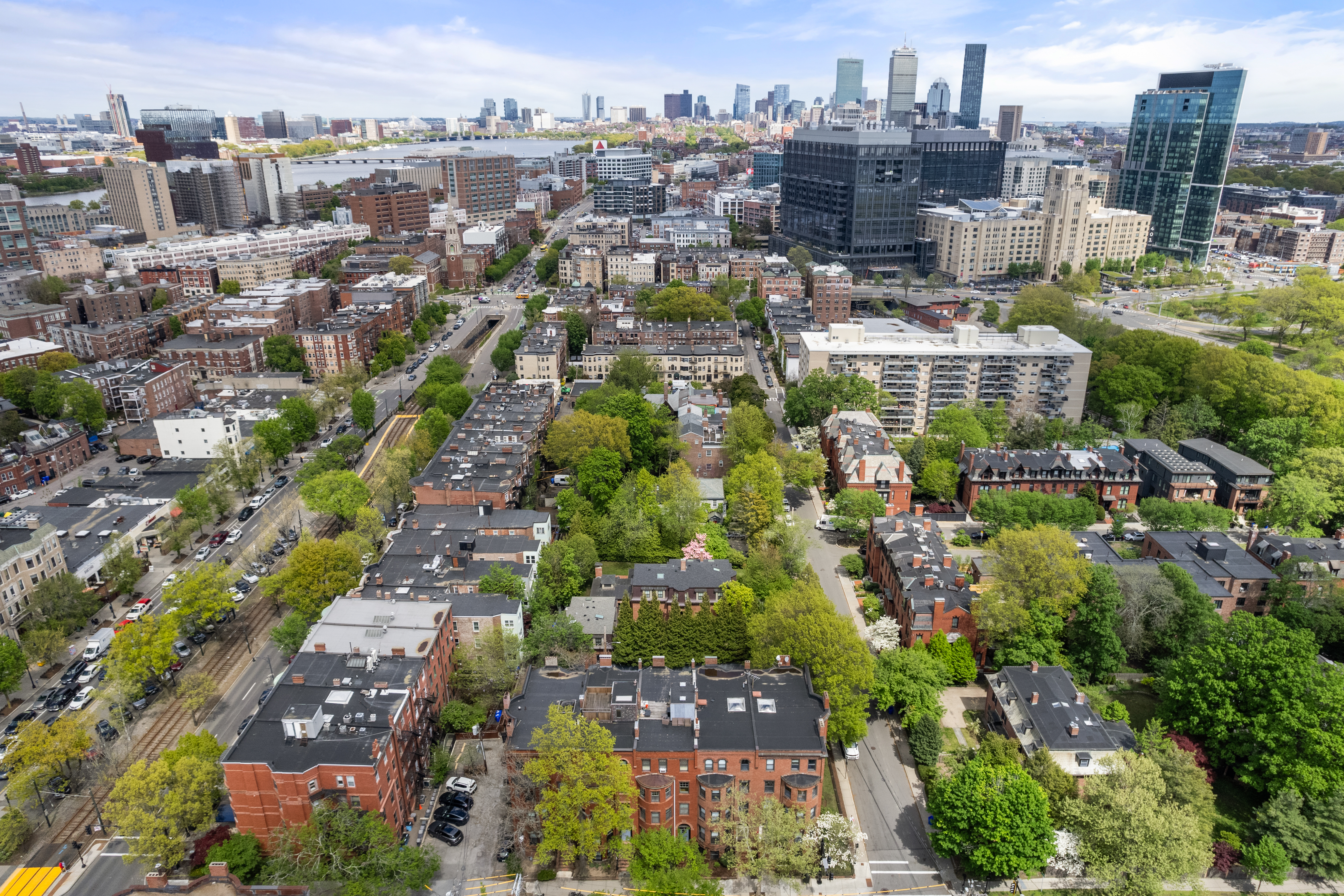  43 Carlton Street, Unit 2, Brookline, MA, 02446 - 物件實景