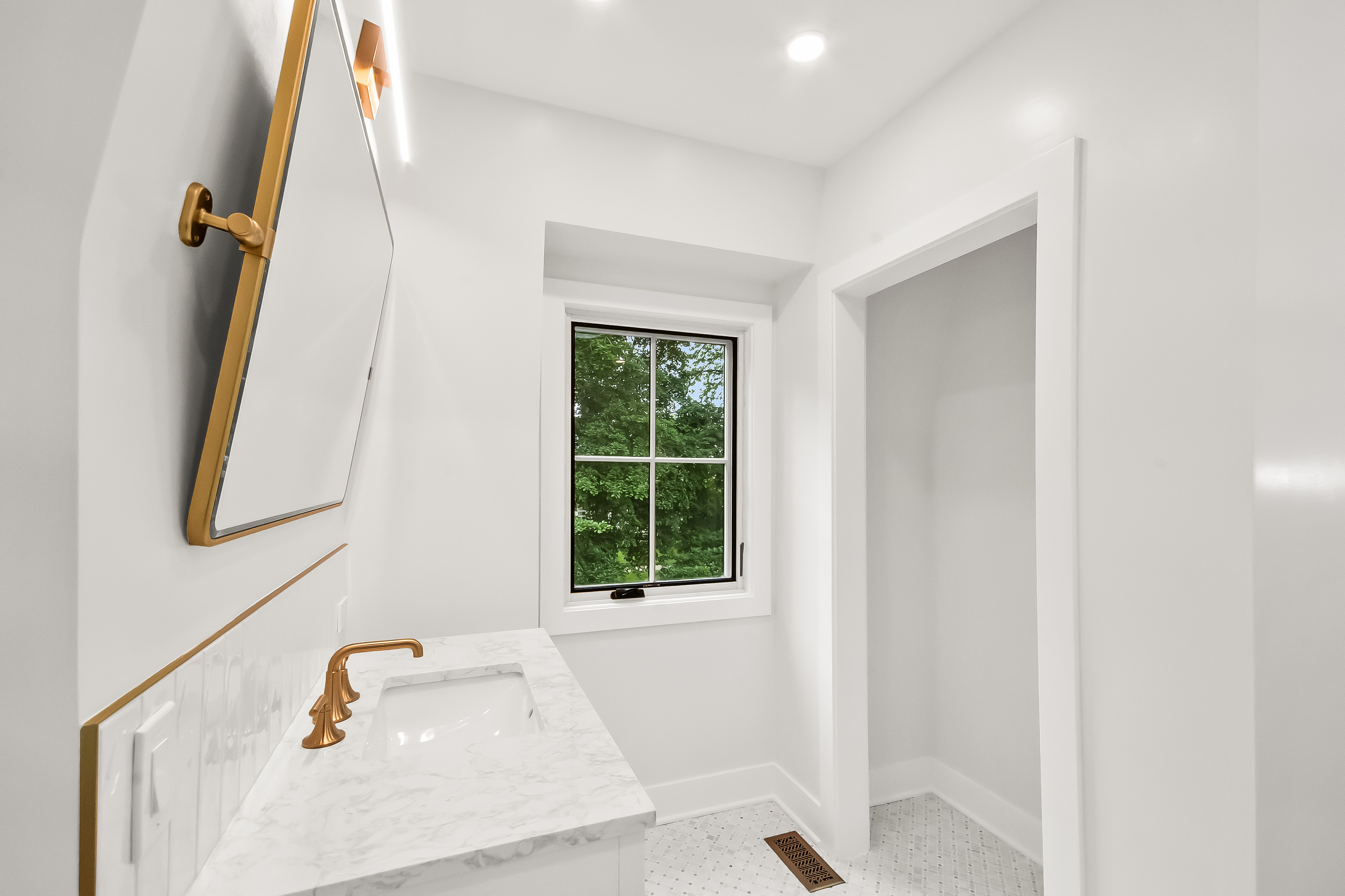  2766 Asbury Avenue, Evanston, IL, 60201 - 物件實景
