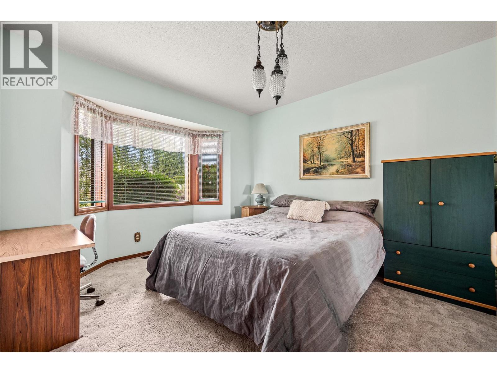 KELOWNA, British Columbia, V1V 1J5, CA, 2 Bedrooms Bedrooms, ,2 BathroomsBathrooms,Residential,For Sale,1948319