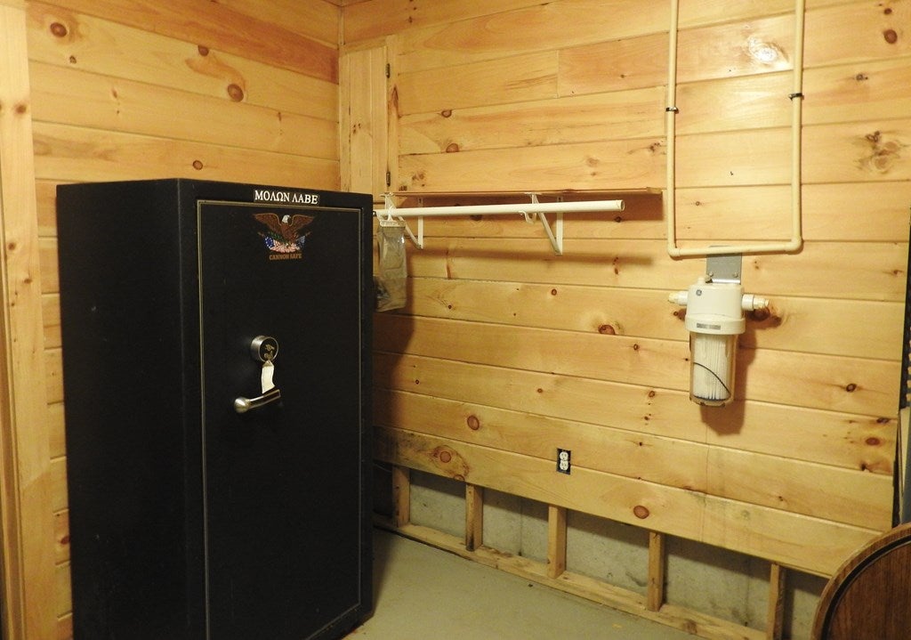 Morganton, Georgia, 30560, United States, 3 Bedrooms Bedrooms, ,3 BathroomsBathrooms,Residential,For Sale,1858893