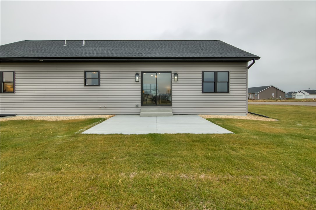 Chippewa Falls, Wisconsin, 54729, United States, 5 Bedrooms Bedrooms, ,3 BathroomsBathrooms,Residential,For Sale,1979363