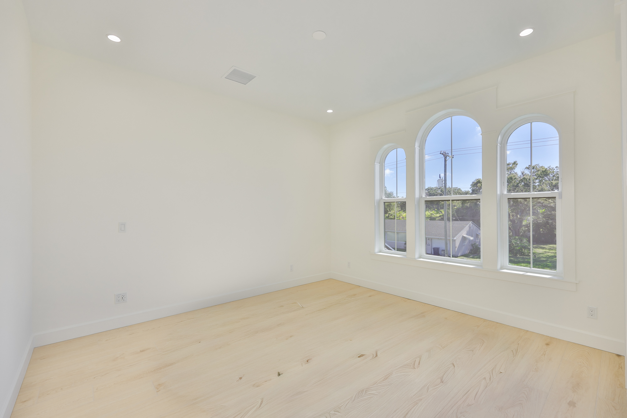 Tampa, Florida, 33629, United States, 5 Bedrooms Bedrooms, ,7 BathroomsBathrooms,Residential,For Sale,2007837