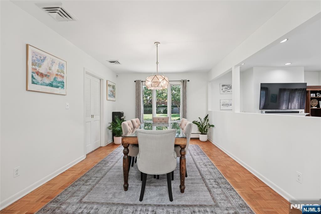 Englewood, New Jersey, 07631, United States, 3 Bedrooms Bedrooms, ,3 BathroomsBathrooms,Residential,For Sale,1925830