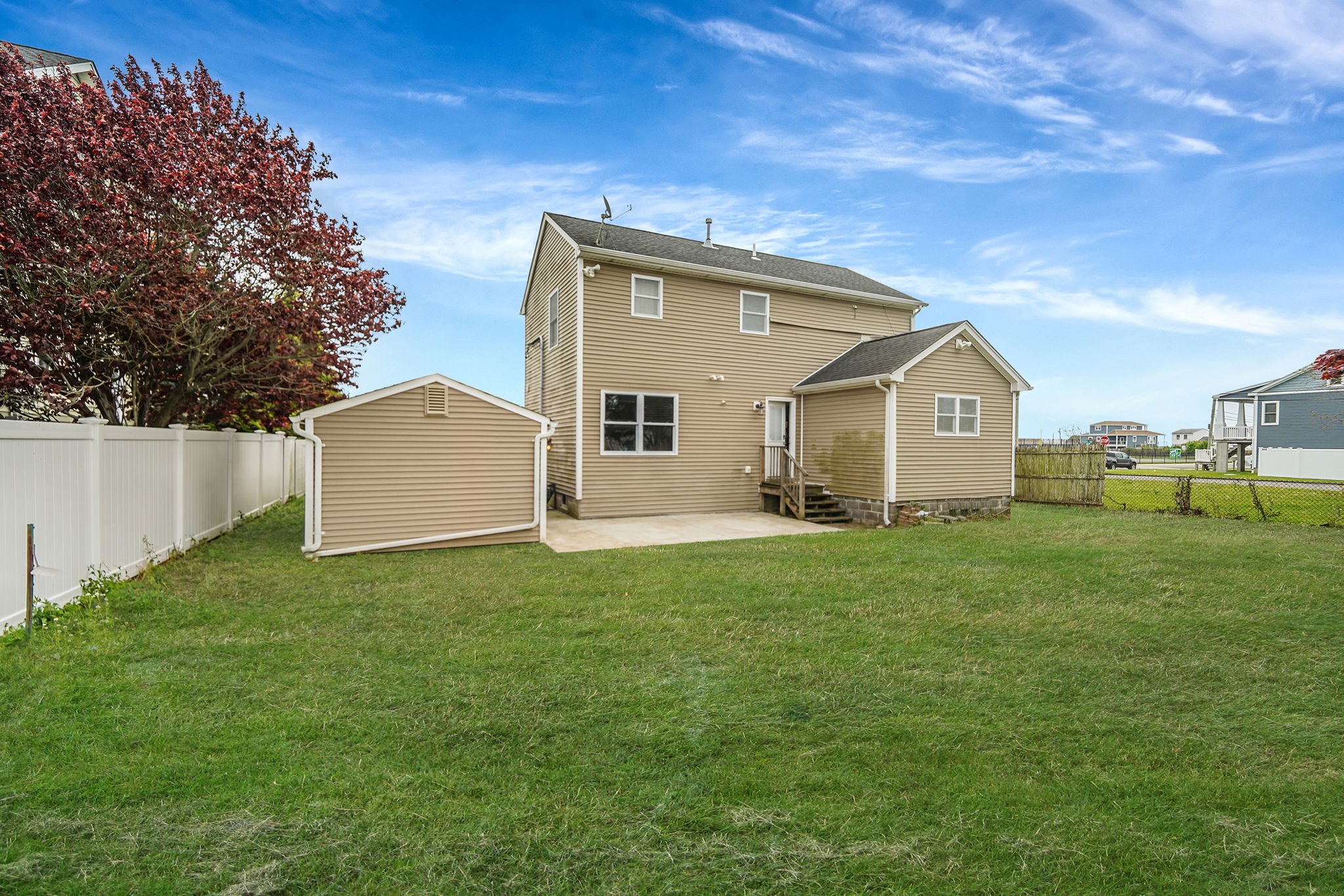 Patchogue, New York, 11772, United States, 2 Bedrooms Bedrooms, ,2 BathroomsBathrooms,Residential,For Sale,2049279