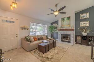 Lancaster, California, 93536, United States, 3 Bedrooms Bedrooms, ,2 BathroomsBathrooms,Residential,For Sale,1940443