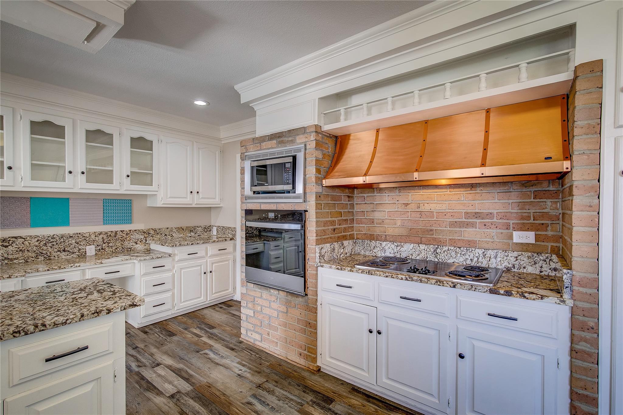 Sulphur Springs, Texas, 75482, United States, 4 Bedrooms Bedrooms, ,3 BathroomsBathrooms,Residential,For Sale,2032755