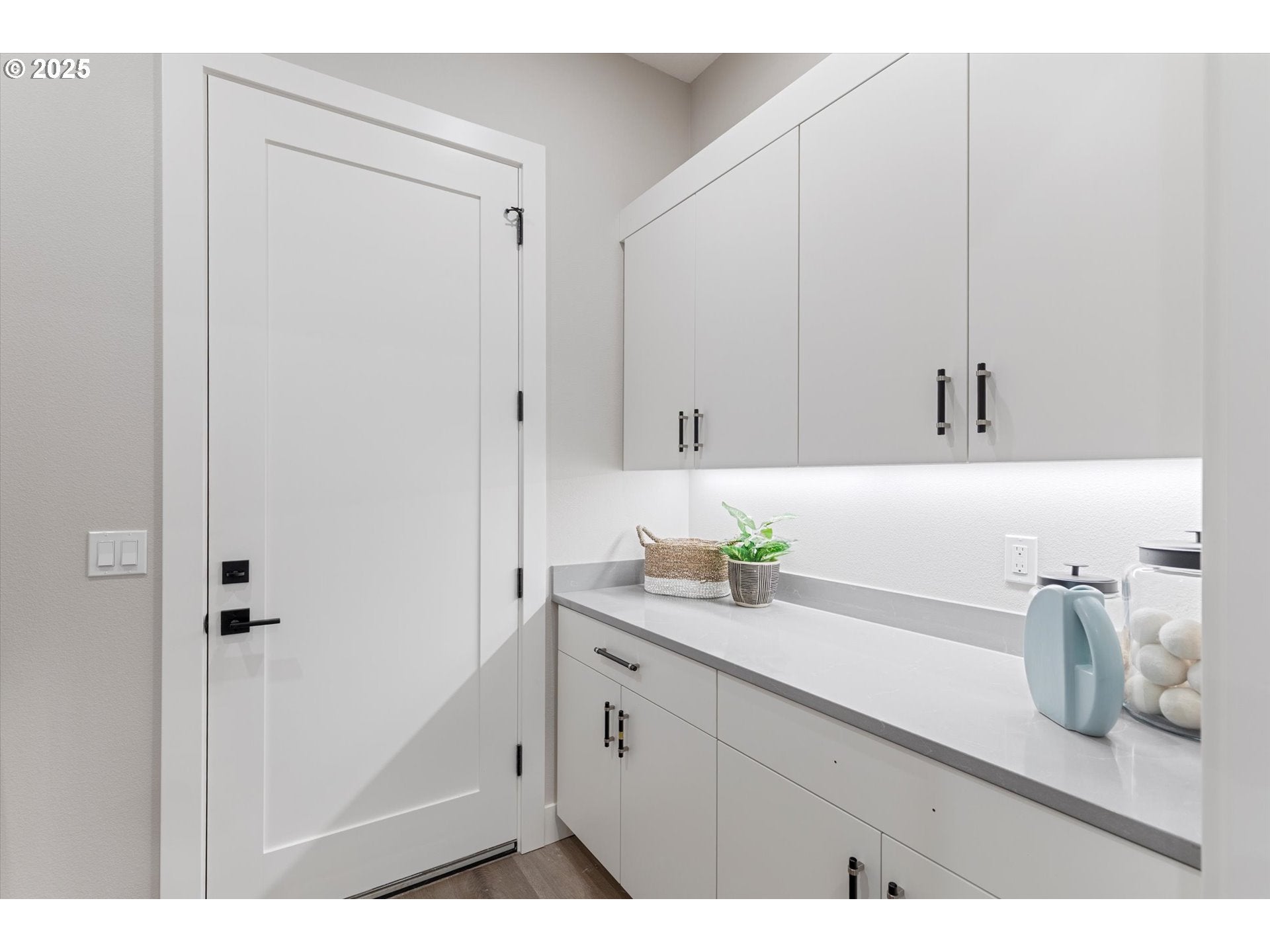 CannonBeach, Oregon, 97110, United States, 4 Bedrooms Bedrooms, ,4 BathroomsBathrooms,Residential,For Sale,2003076