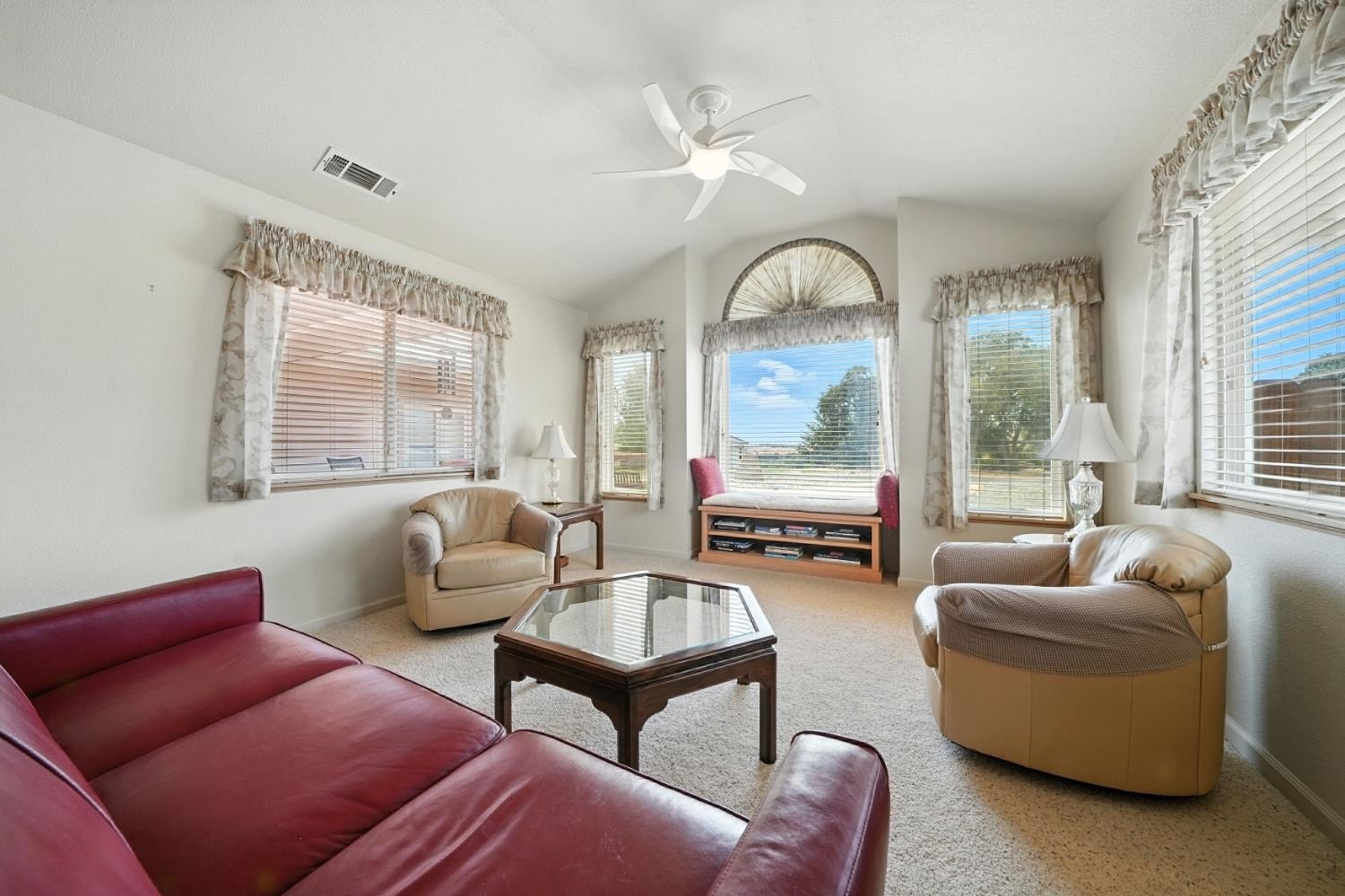 Wallace, California, 95254, United States, 4 Bedrooms Bedrooms, ,3 BathroomsBathrooms,Residential,For Sale,1976011