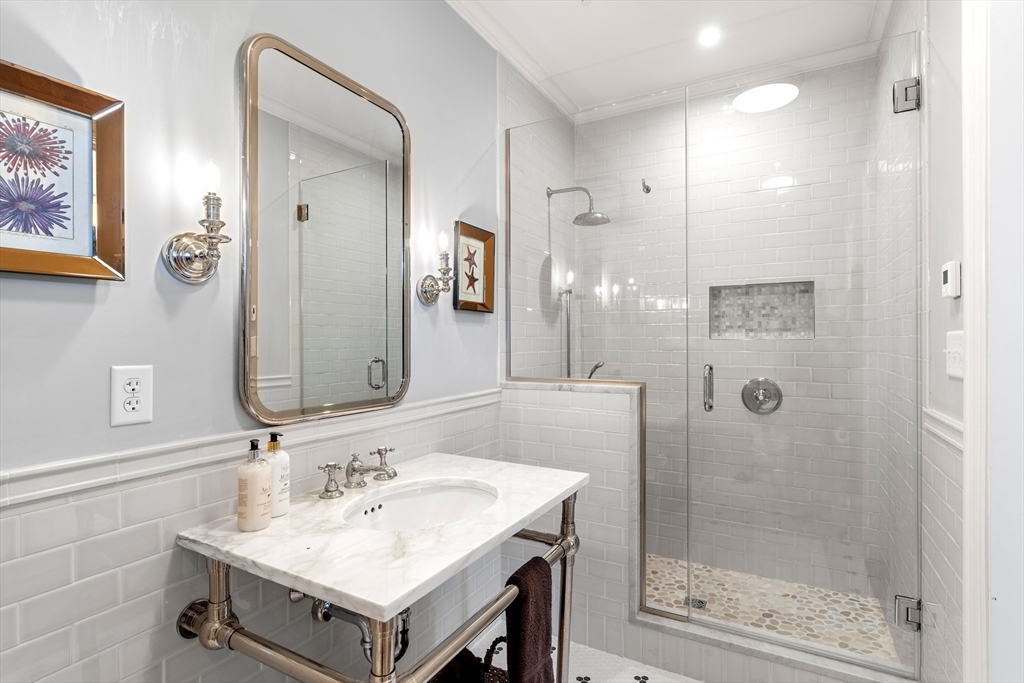 Manchester, Massachusetts, 01944, United States, 7 Bedrooms Bedrooms, ,9 BathroomsBathrooms,Residential,For Sale,1856363