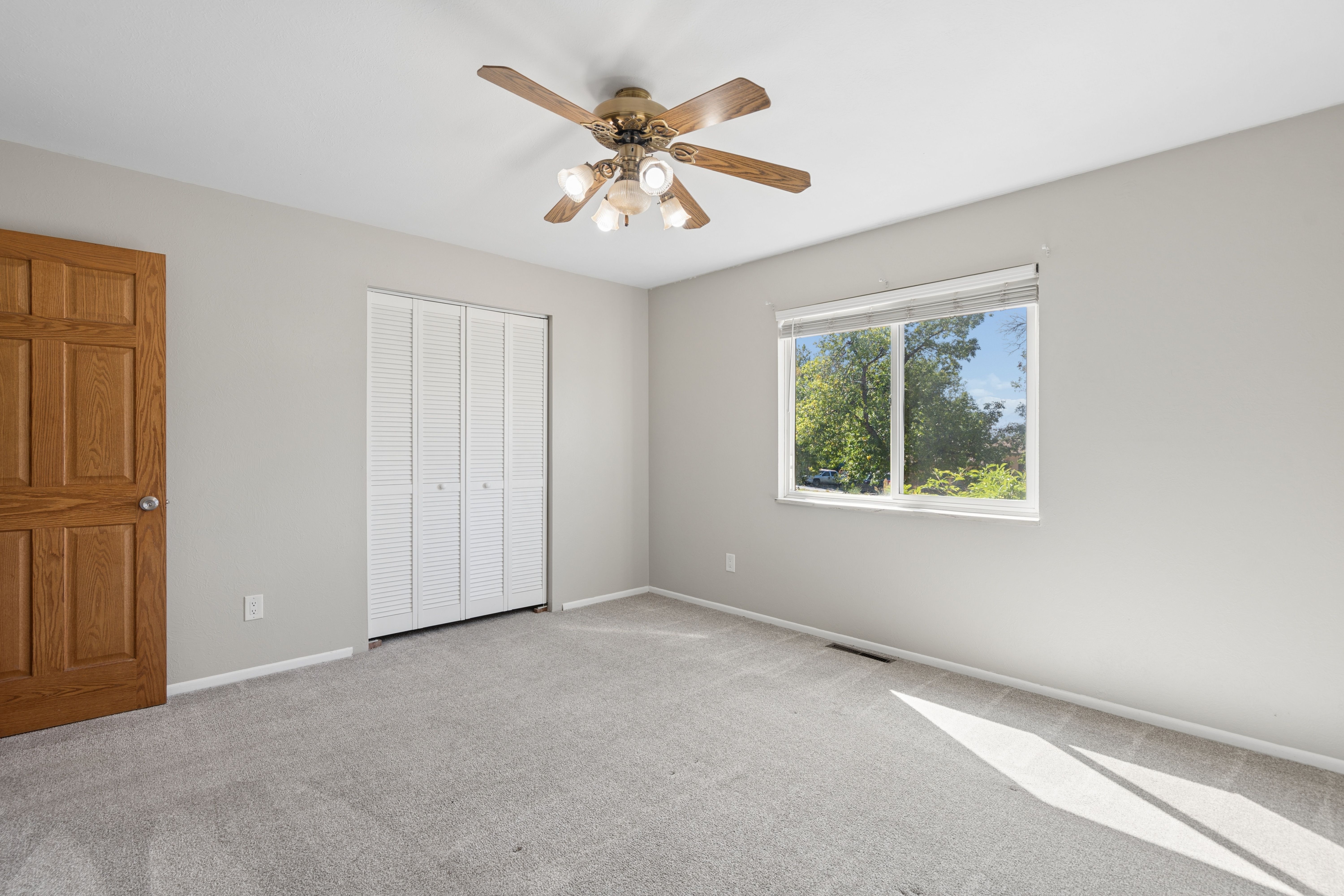  408 Elmwood Drive, Colorado Springs, CO, 80907 - 物件實景