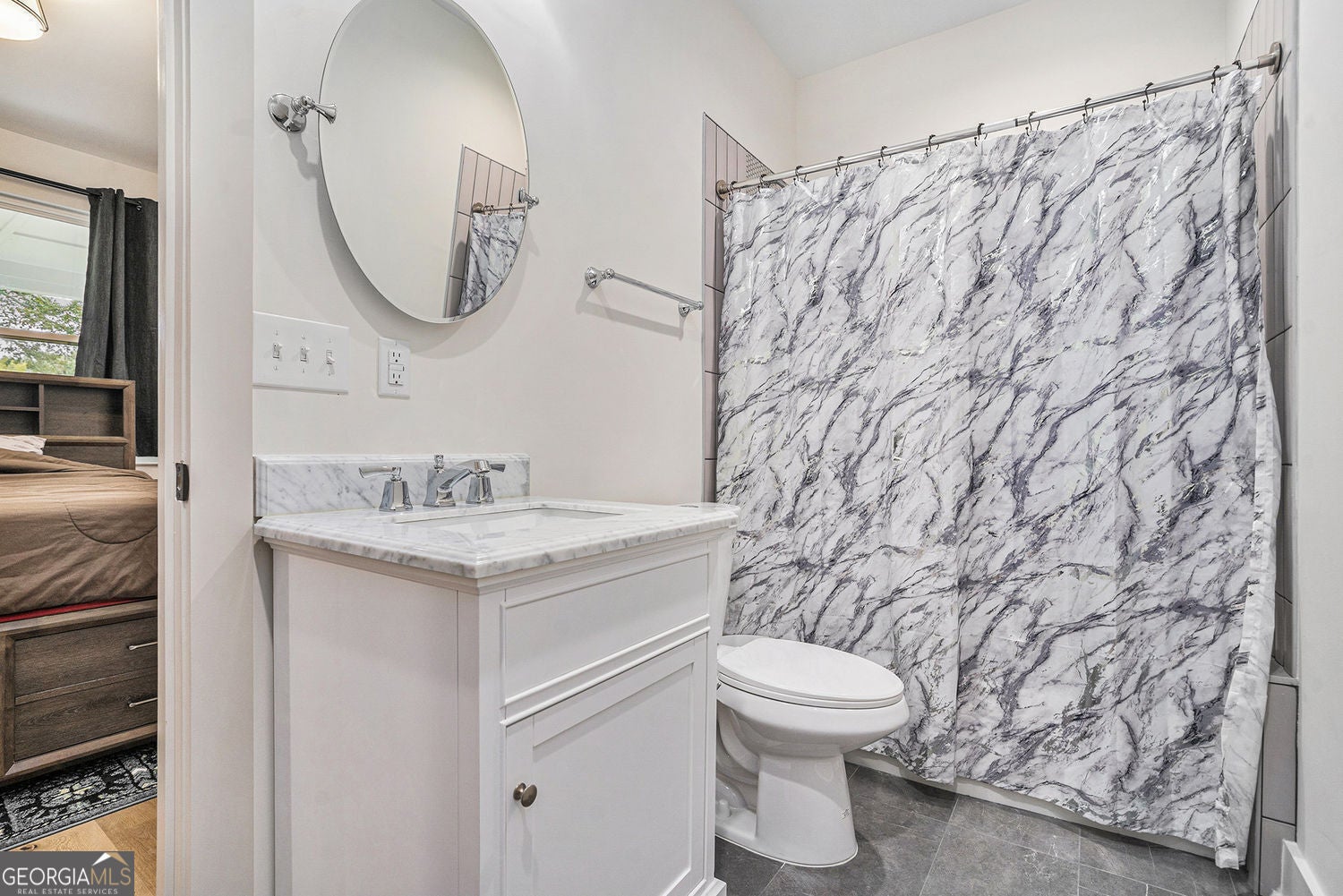 Marietta, Georgia, 30060, United States, 4 Bedrooms Bedrooms, ,4 BathroomsBathrooms,Residential,For Sale,1973518