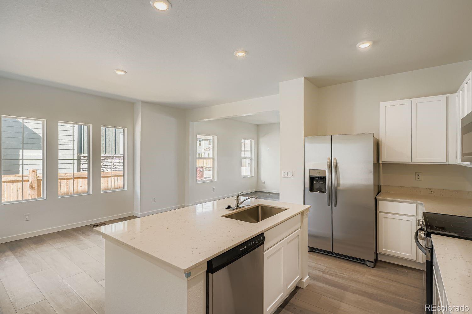 Thornton, Colorado, 80602, United States, 4 Bedrooms Bedrooms, ,2 BathroomsBathrooms,Residential,For Sale,1966458