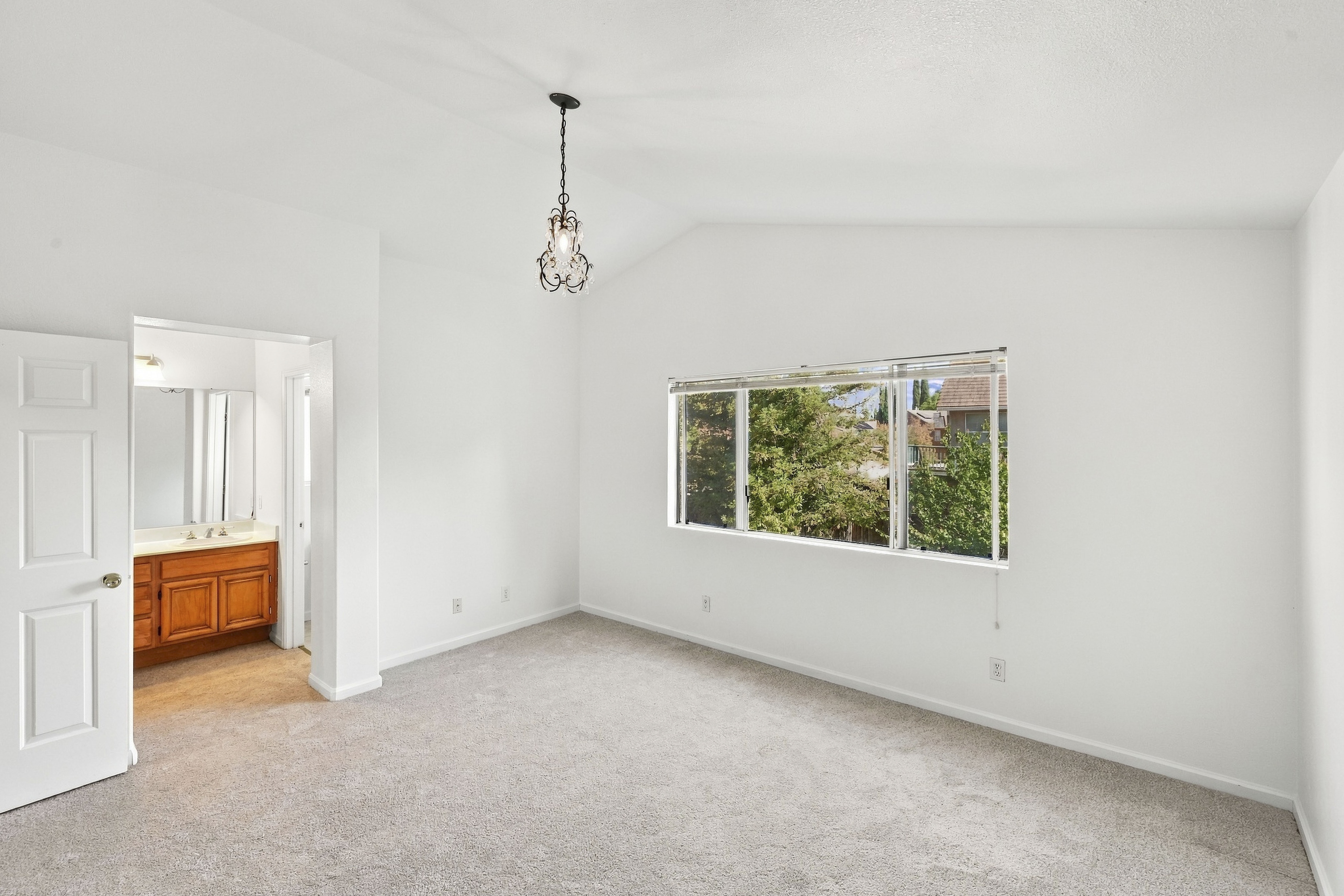  Move-In-Ready Home in Antioch - 物件實景