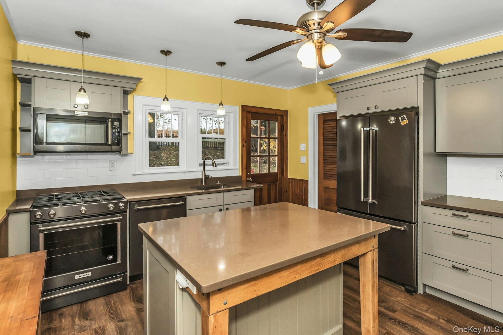 Northport, New York, 11768, United States, 2 Bedrooms Bedrooms, ,1 BathroomBathrooms,Residential,For Sale,1987614