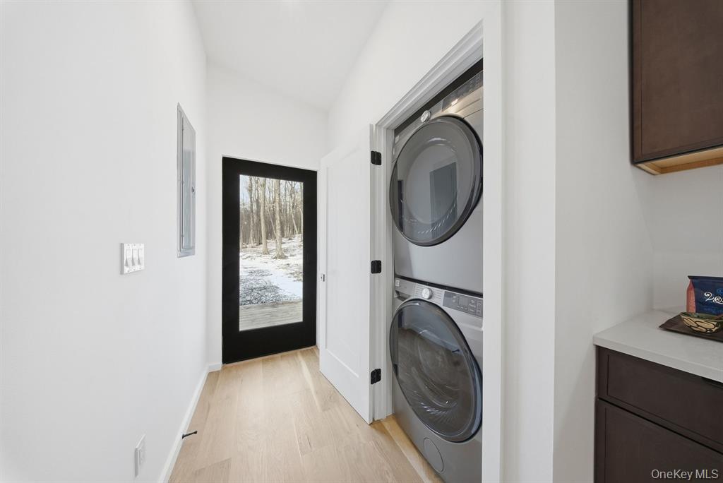 Neversink, New York, 12765, United States, 3 Bedrooms Bedrooms, ,2 BathroomsBathrooms,Residential,For Sale,2010737