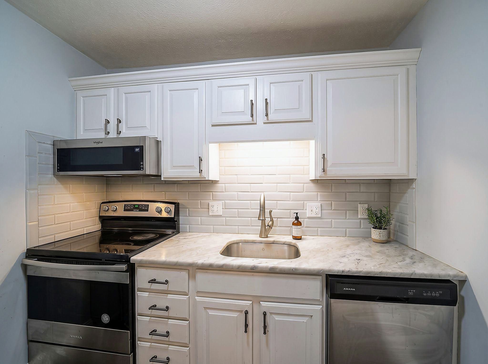  84 Summer Avenue, Unit 5, Stoughton, MA, 02072 - 物件實景