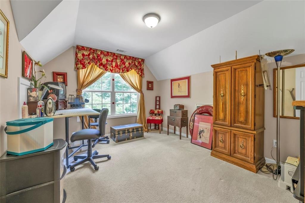 Commerce, Georgia, 30530, United States, 5 Bedrooms Bedrooms, ,4 BathroomsBathrooms,Residential,For Sale,1826945
