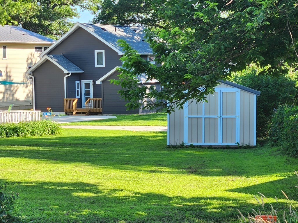 Clear Lake, Iowa, 50428, United States, 3 Bedrooms Bedrooms, ,1 BathroomBathrooms,Residential,For Sale,1937165