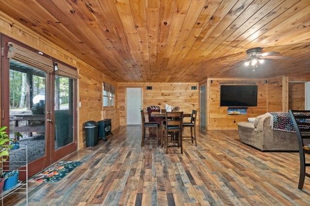 Ellijay, Georgia, 30540, United States, 4 Bedrooms Bedrooms, ,3 BathroomsBathrooms,Residential,For Sale,1910831