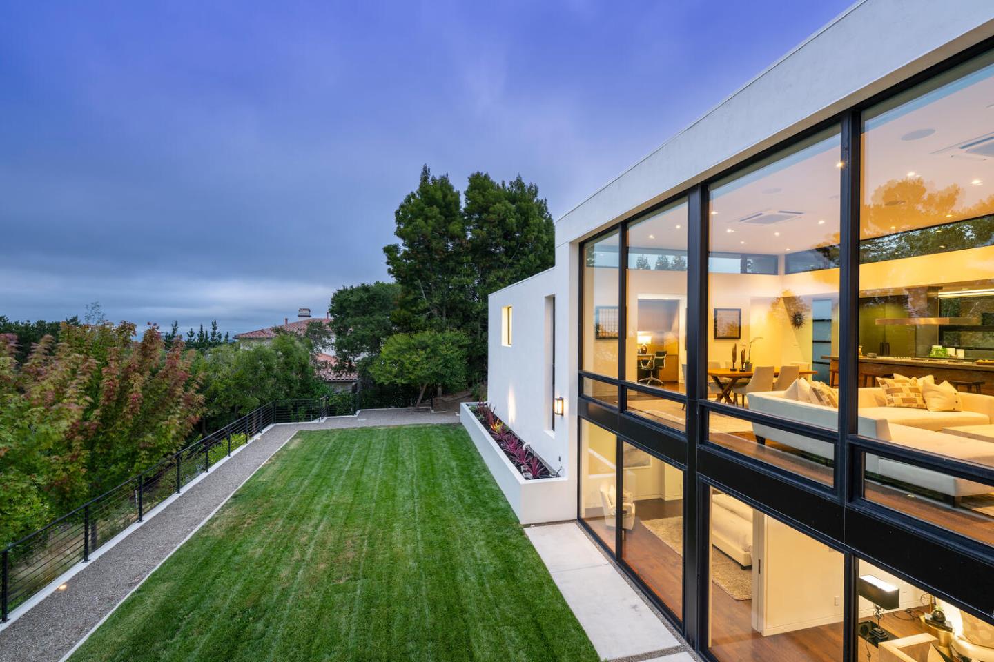 Hillsborough, California, 94010, United States, 4 Bedrooms Bedrooms, ,4 BathroomsBathrooms,Residential,For Sale,1940543