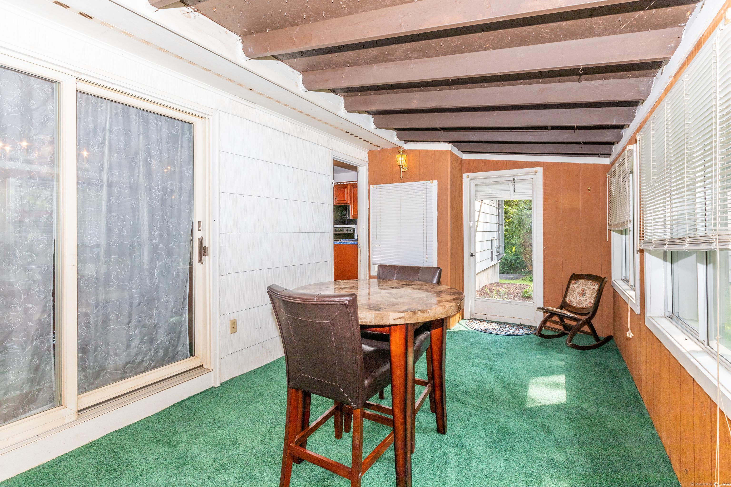 Oxford, Connecticut, 06478, United States, 3 Bedrooms Bedrooms, ,2 BathroomsBathrooms,Residential,For Sale,1915972