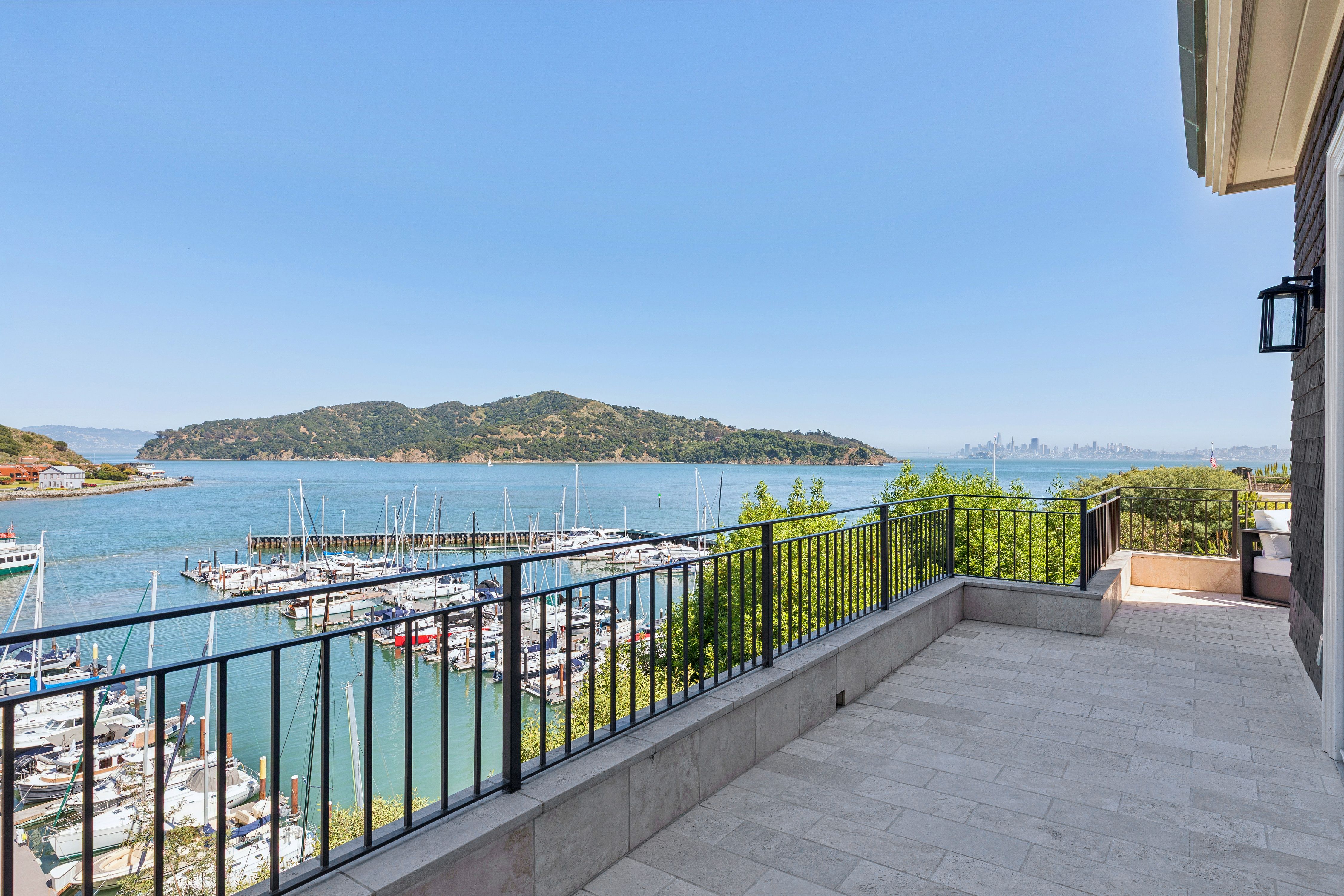  Corinthian Island Estate - 物件實景