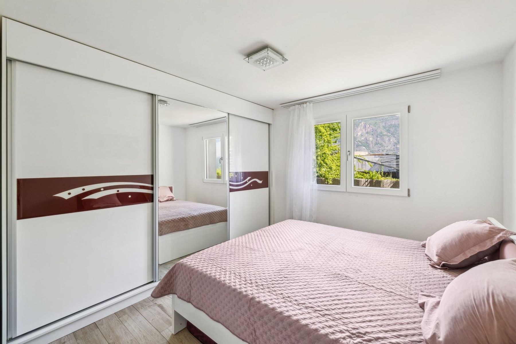  2-family residential property in Charrat - 物件實景