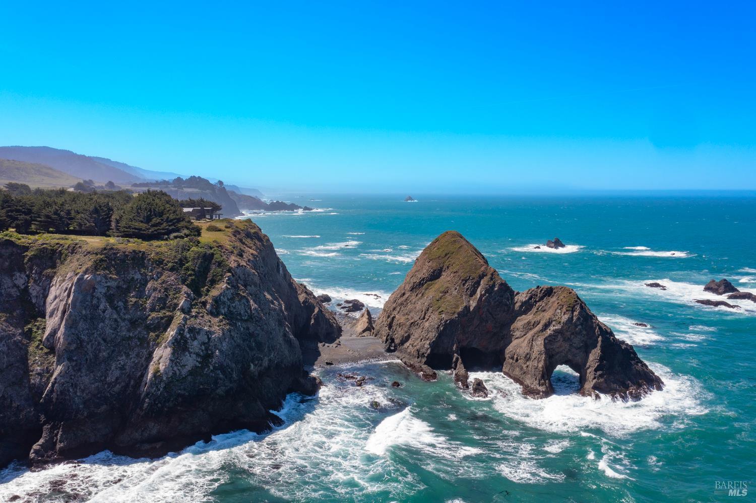 Elk, California, 95432, United States, 4 Bedrooms Bedrooms, ,4 BathroomsBathrooms,Residential,For Sale,1993215