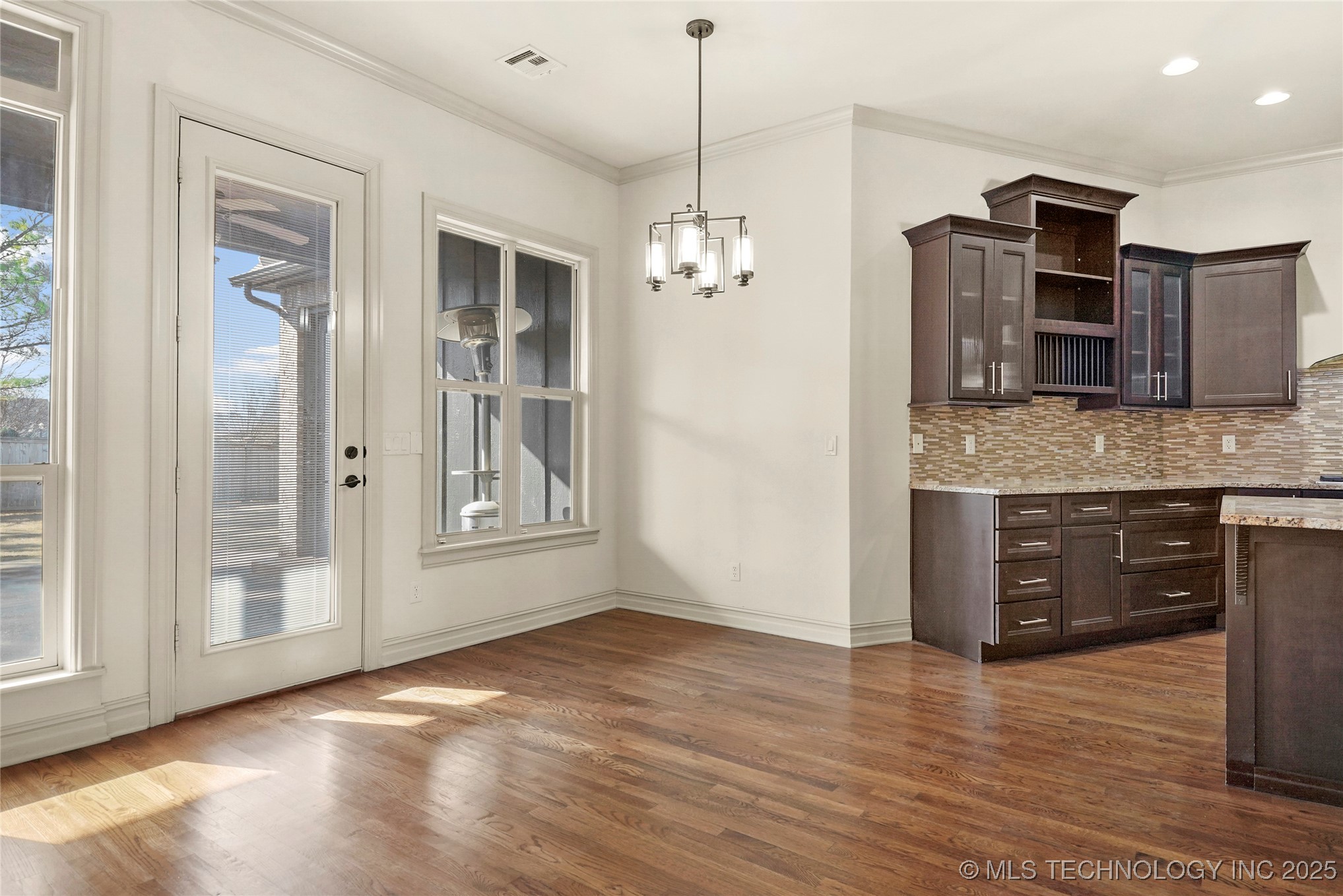 Broken Arrow, Oklahoma, 74011, United States, 4 Bedrooms Bedrooms, ,5 BathroomsBathrooms,Residential,For Sale,1885546