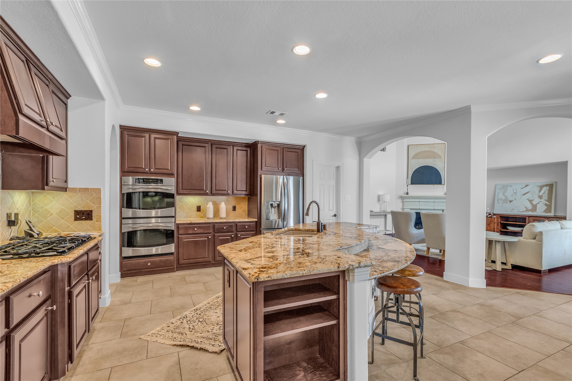 Houston, Texas, 77044, United States, 5 Bedrooms Bedrooms, ,4 BathroomsBathrooms,Residential,For Sale,1927228
