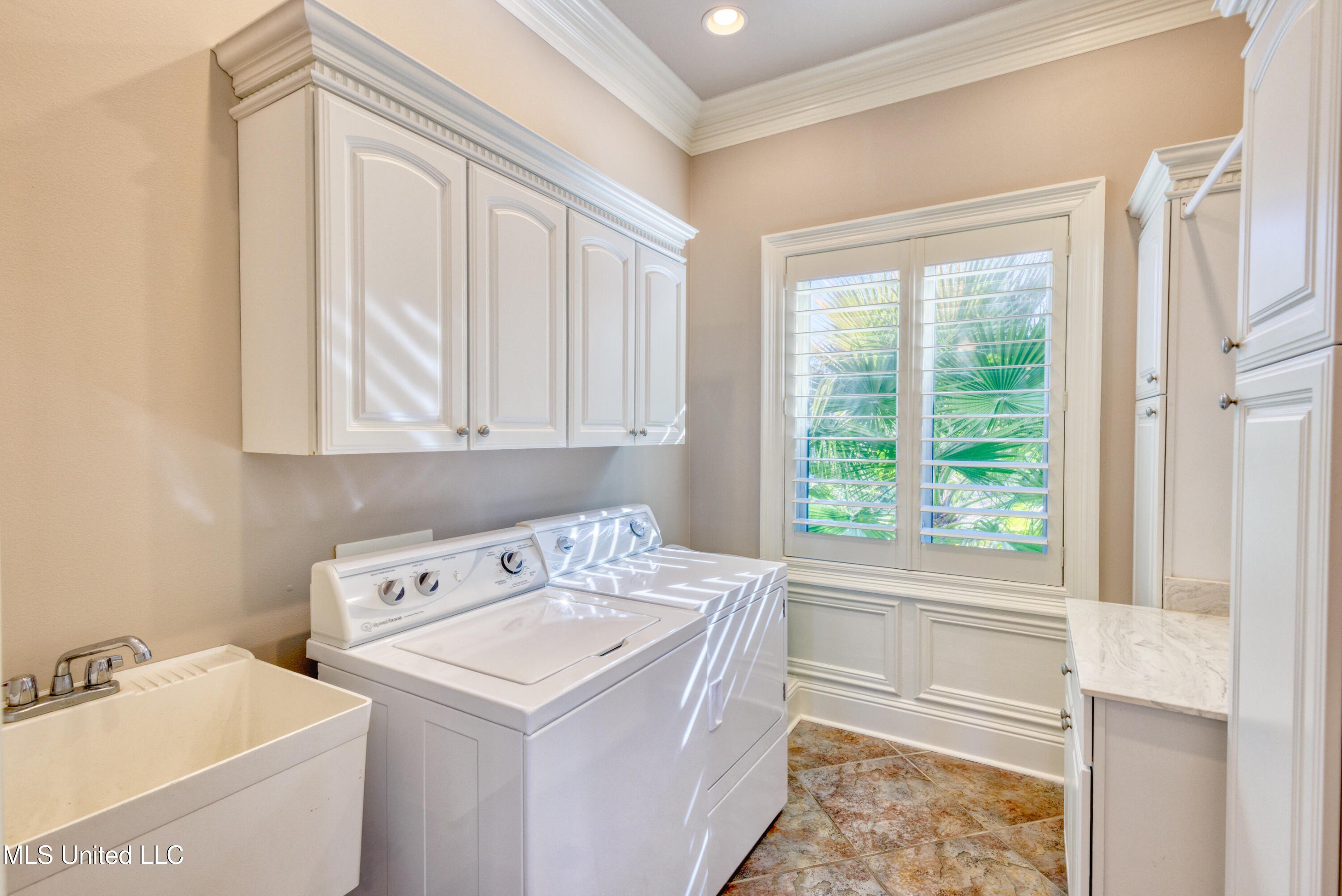 Diamondhead, Mississippi, 39525, United States, 6 Bedrooms Bedrooms, ,6 BathroomsBathrooms,Residential,For Sale,2005178