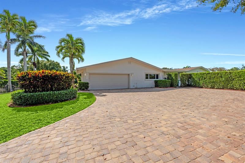 Parkland, Florida, 33067, United States, 5 Bedrooms Bedrooms, ,4 BathroomsBathrooms,Residential,For Sale,1990344