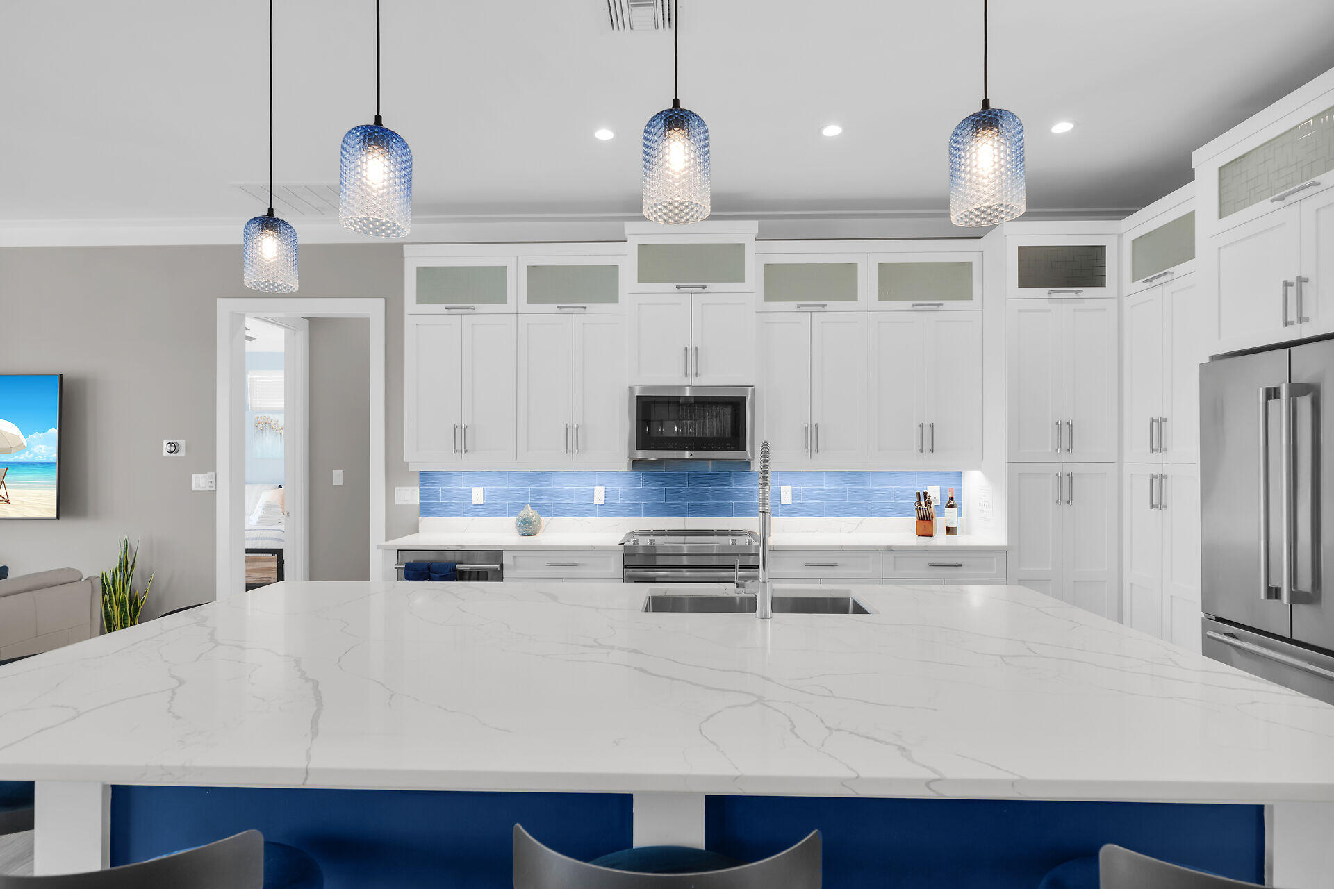 MARATHON, Florida, 33050, United States, 4 Bedrooms Bedrooms, ,4 BathroomsBathrooms,Residential,For Sale,1994527