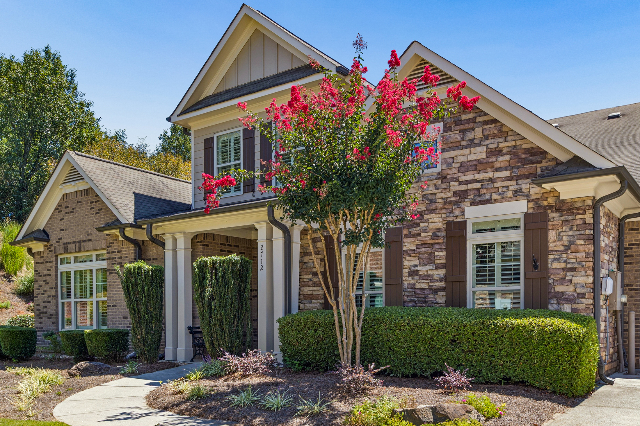  Come Together in this Beautifully Maintained Home in Wellstone - 物件實景