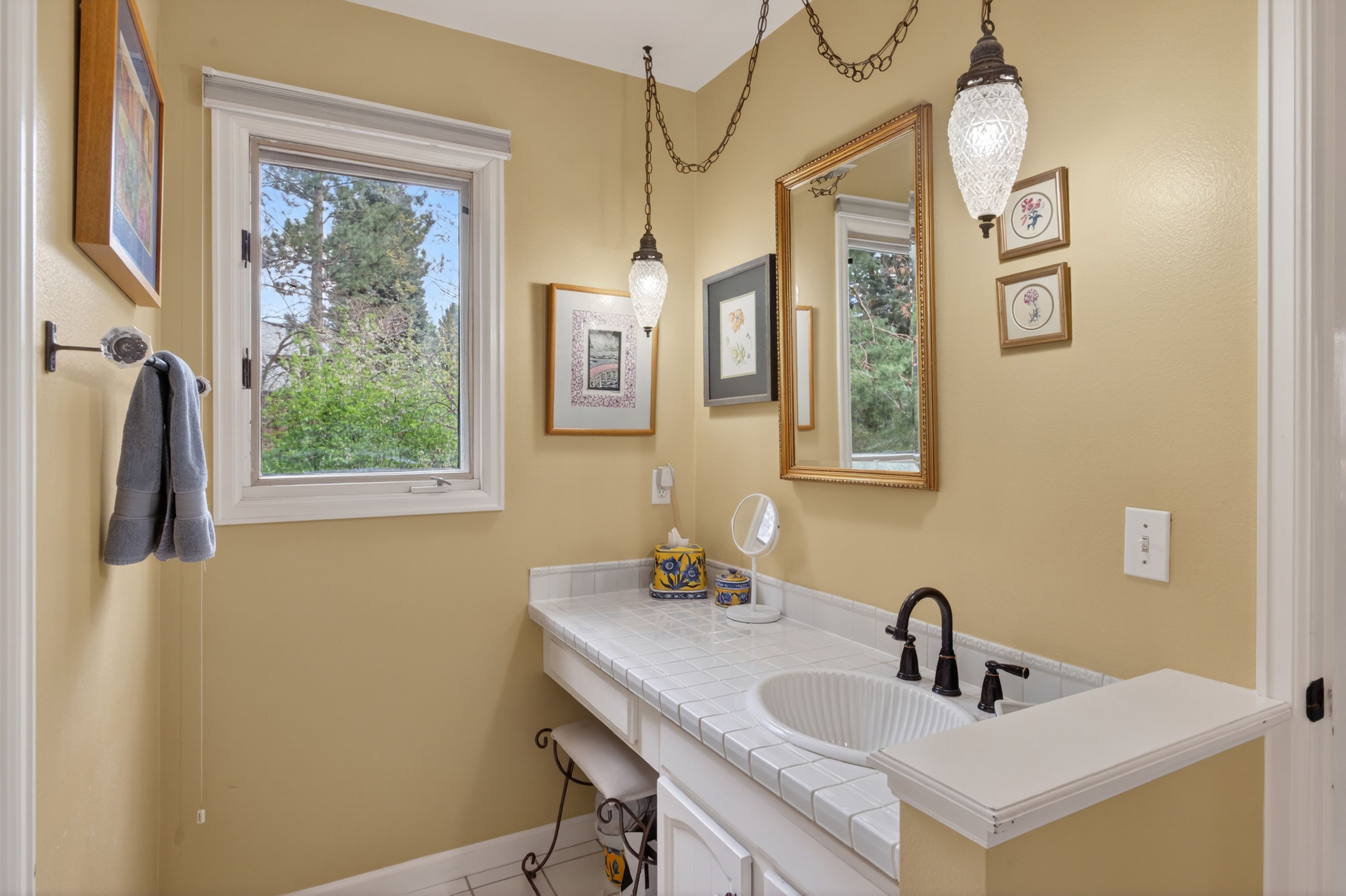  Greenwood Village Retreat: Green Oaks Pool/Tennis, Island Kitchen & Private Yard - 物件實景