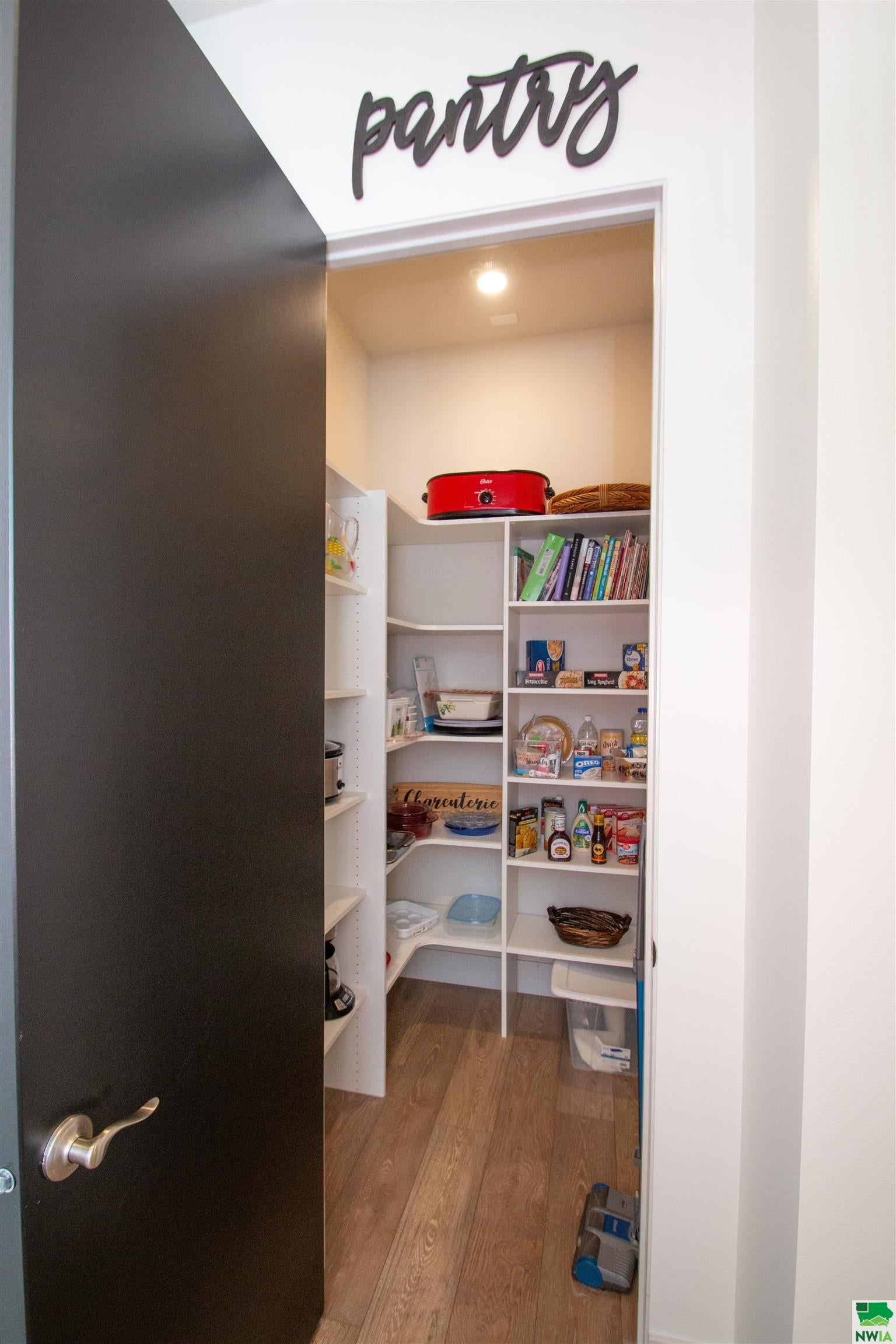 Dakota Dunes, South Dakota, 57049, United States, 3 Bedrooms Bedrooms, ,3 BathroomsBathrooms,Residential,For Sale,1984312