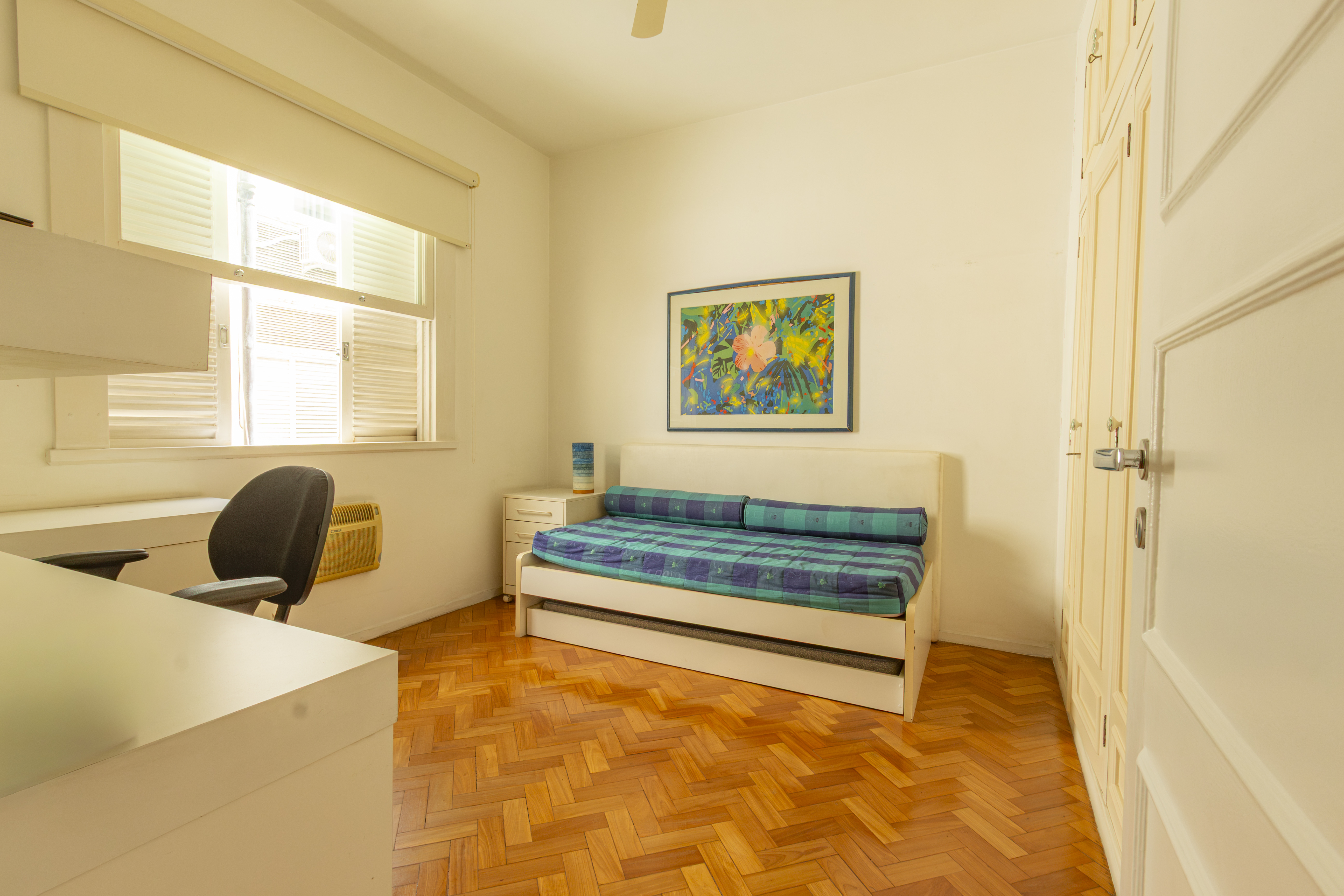  Apartment with High Ceilings and Spacious Interiors in Leblon - 物件實景