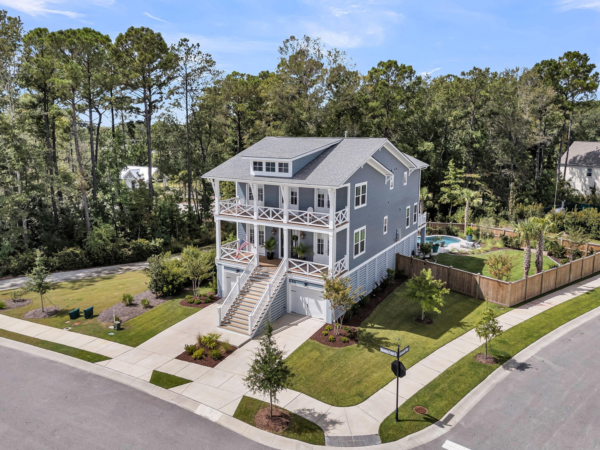 Charleston, South Carolina, 29492, United States, 4 Bedrooms Bedrooms, ,4 BathroomsBathrooms,Residential,For Sale,1979260