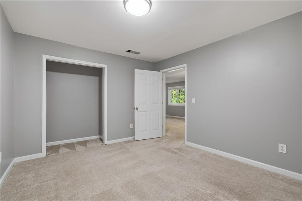 Suwanee, Georgia, 30024, United States, 4 Bedrooms Bedrooms, ,3 BathroomsBathrooms,Residential,For Sale,1979124