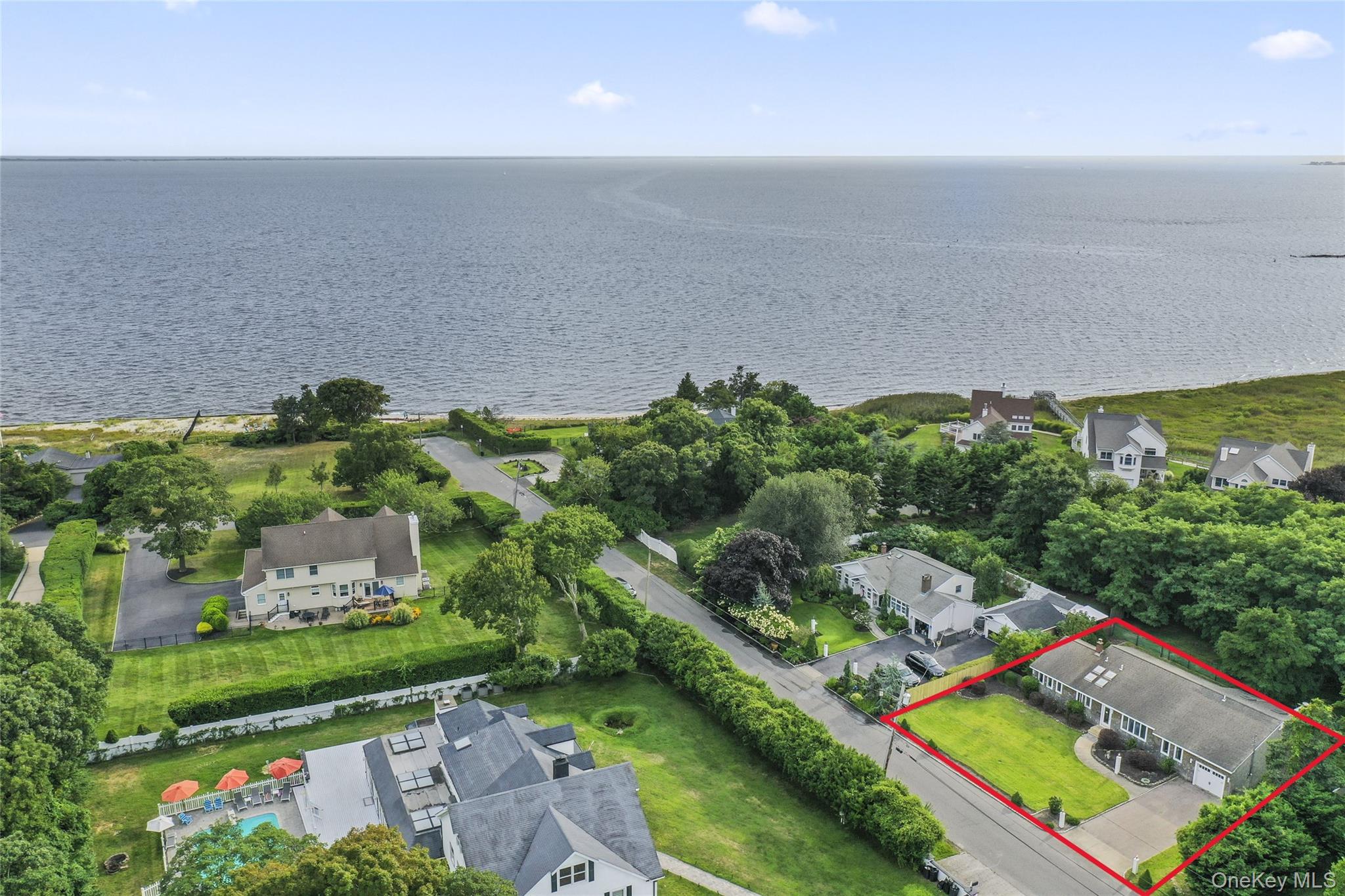 East Patchogue, New York, 11772, United States, 3 Bedrooms Bedrooms, ,2 BathroomsBathrooms,Residential,For Sale,1902442