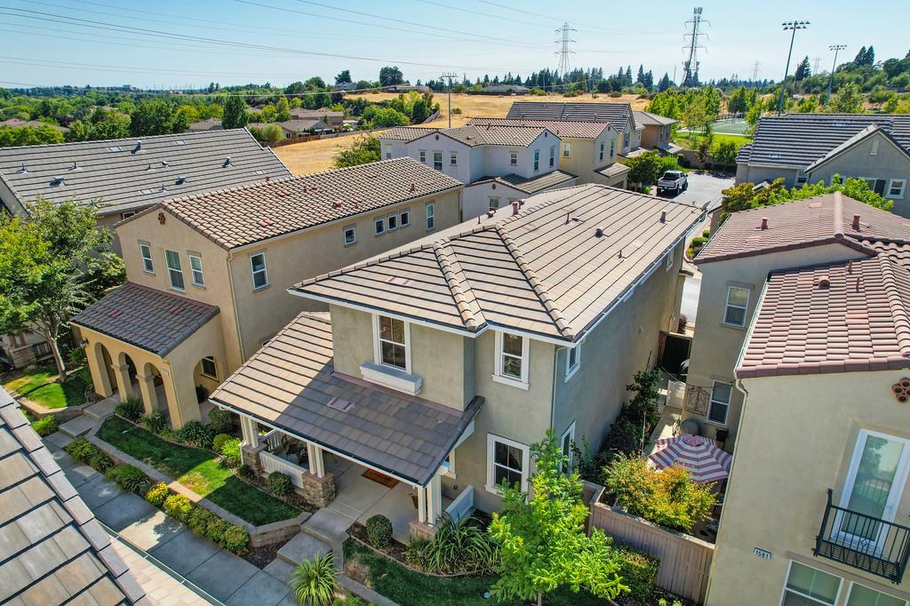 Folsom, California, 95630, United States, 2 Bedrooms Bedrooms, ,3 BathroomsBathrooms,Residential,For Sale,1917573