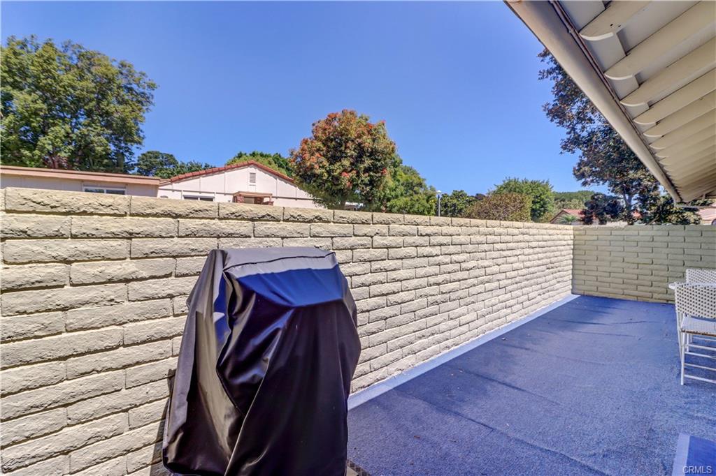 Laguna Woods, California, 92637, United States, 2 Bedrooms Bedrooms, ,1 BathroomBathrooms,Residential,For Sale,1943629