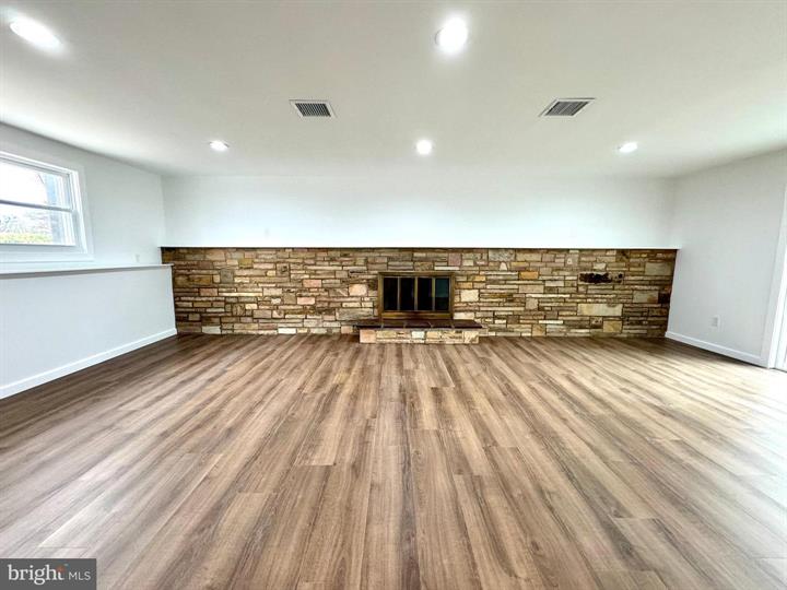 Lawrence, New Jersey, 08648, United States, 4 Bedrooms Bedrooms, ,3 BathroomsBathrooms,Residential,For Sale,1930048